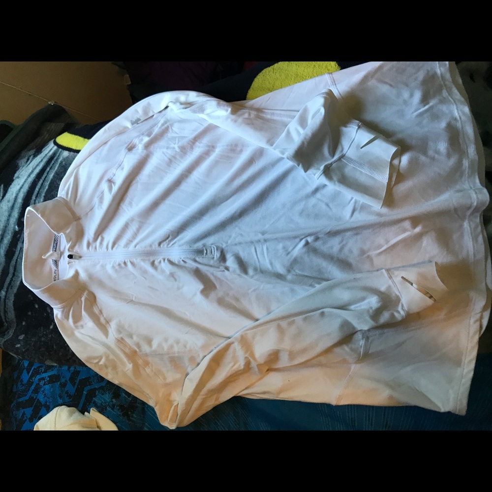 Under armour nwot fitted long sleeve